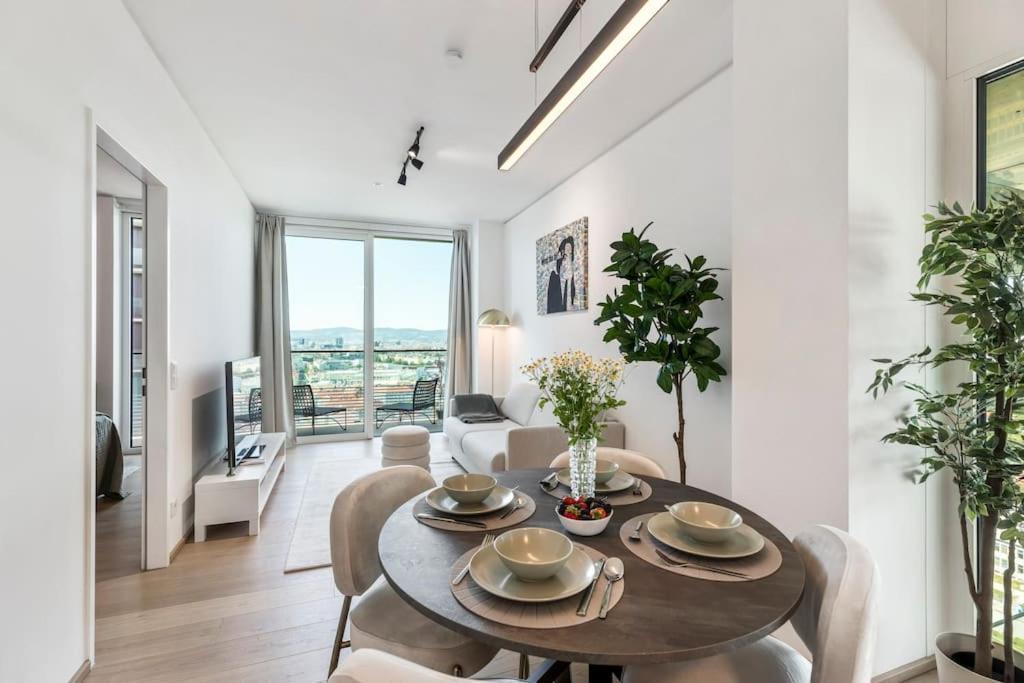 Design Apartment With Amazing View Over Відень Екстер'єр фото