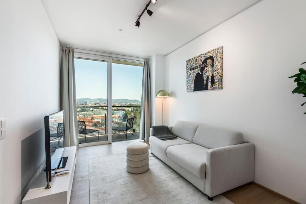 Design Apartment With Amazing View Over Відень Екстер'єр фото